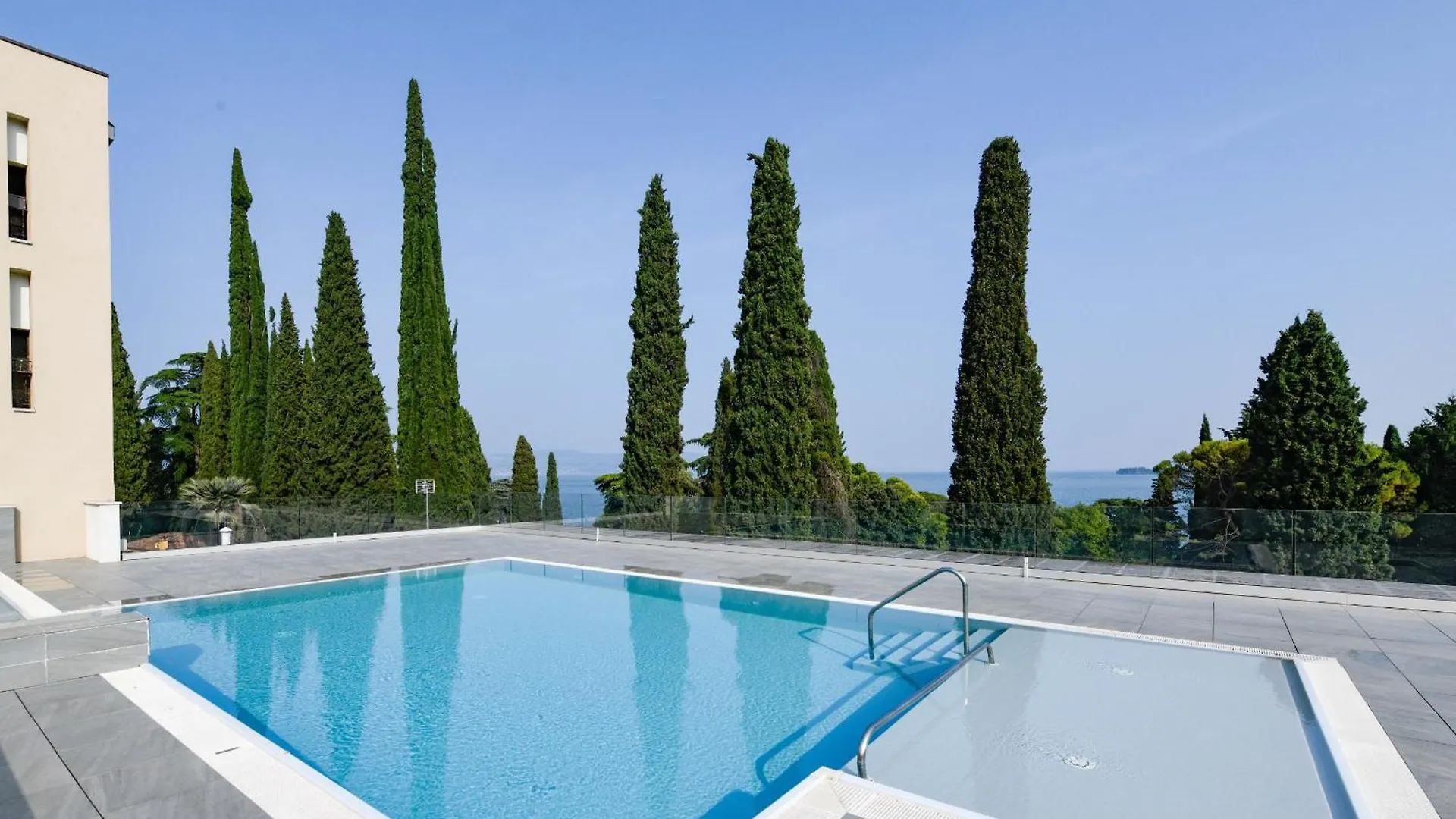 Mgh - Lake & Love Apartment Gardone Riviera Ιταλία